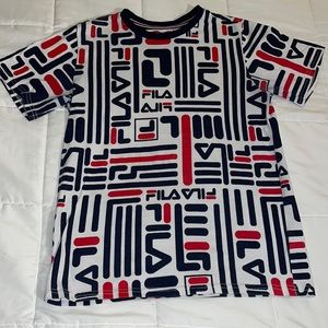 Boys Fila t-shirt size M ( 10/12 ) I have other boys clothing